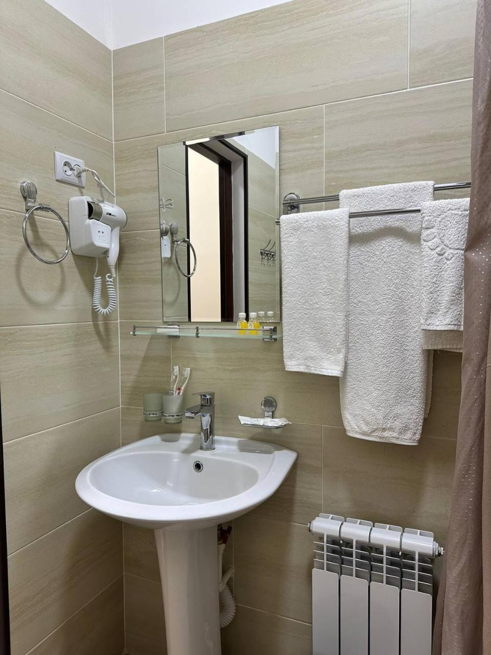 Hotel Aral Nukus Eksteriør billede